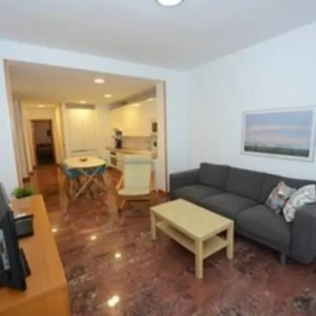 Edificio Gaviota 3 *